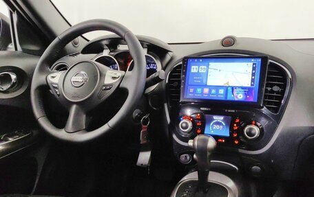 Nissan Juke II, 2011 год, 850 000 рублей, 9 фотография