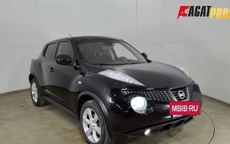 Nissan Juke II, 2011 год, 850 000 рублей, 3 фотография