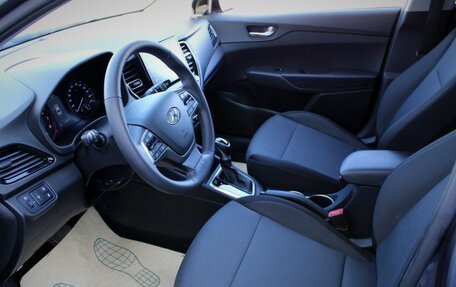 Hyundai Solaris II рестайлинг, 2021 год, 1 279 000 рублей, 14 фотография