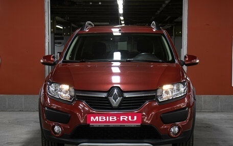 Renault Sandero II рестайлинг, 2014 год, 798 000 рублей, 2 фотография