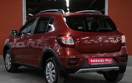 Renault Sandero II рестайлинг, 2014 год, 798 000 рублей, 7 фотография