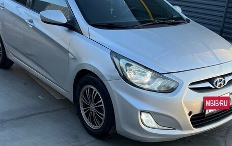 Hyundai Solaris II рестайлинг, 2011 год, 655 000 рублей, 7 фотография