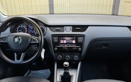 Skoda Octavia, 2018 год, 1 425 000 рублей, 24 фотография