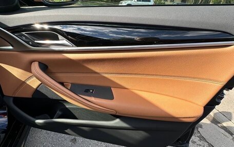 BMW 5 серия, 2019 год, 4 600 000 рублей, 28 фотография