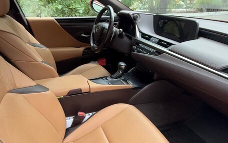 Lexus ES VII, 2019 год, 4 500 000 рублей, 5 фотография