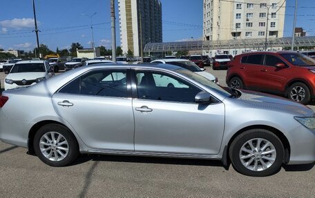 Toyota Camry, 2014 год, 1 690 000 рублей, 4 фотография