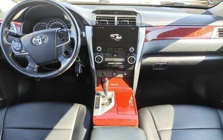 Toyota Camry, 2014 год, 1 690 000 рублей, 11 фотография