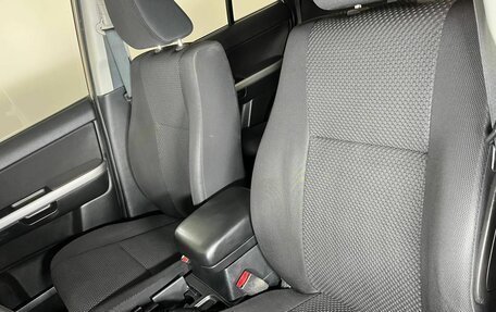 Suzuki Grand Vitara, 2011 год, 1 080 000 рублей, 26 фотография