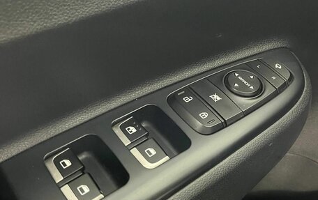 KIA Rio IV, 2021 год, 1 820 000 рублей, 18 фотография