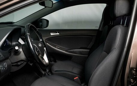 Hyundai Solaris II рестайлинг, 2015 год, 1 100 000 рублей, 5 фотография