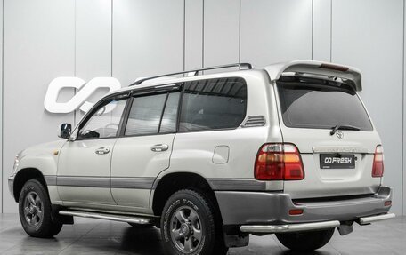 Toyota Land Cruiser 100 рестайлинг 2, 2002 год, 1 680 000 рублей, 2 фотография