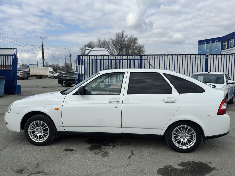 ВАЗ (LADA) Priora I рестайлинг, 2014 год, 535 000 рублей, 8 фотография