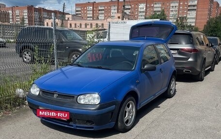 Volkswagen Golf IV, 1999 год, 130 000 рублей, 2 фотография