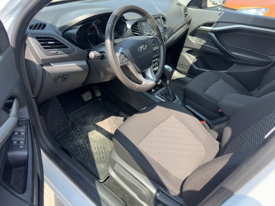 ВАЗ (LADA) Vesta I, 2021 год, 1 100 000 рублей, 9 фотография