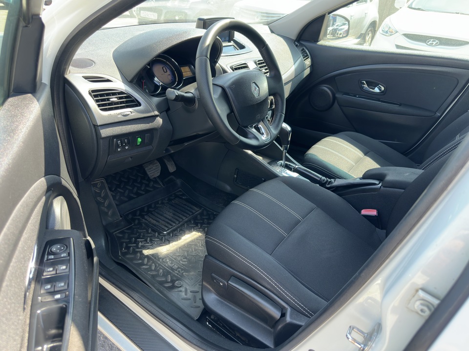 Renault Fluence I рестайлинг, 2014 год, 699 000 рублей, 9 фотография