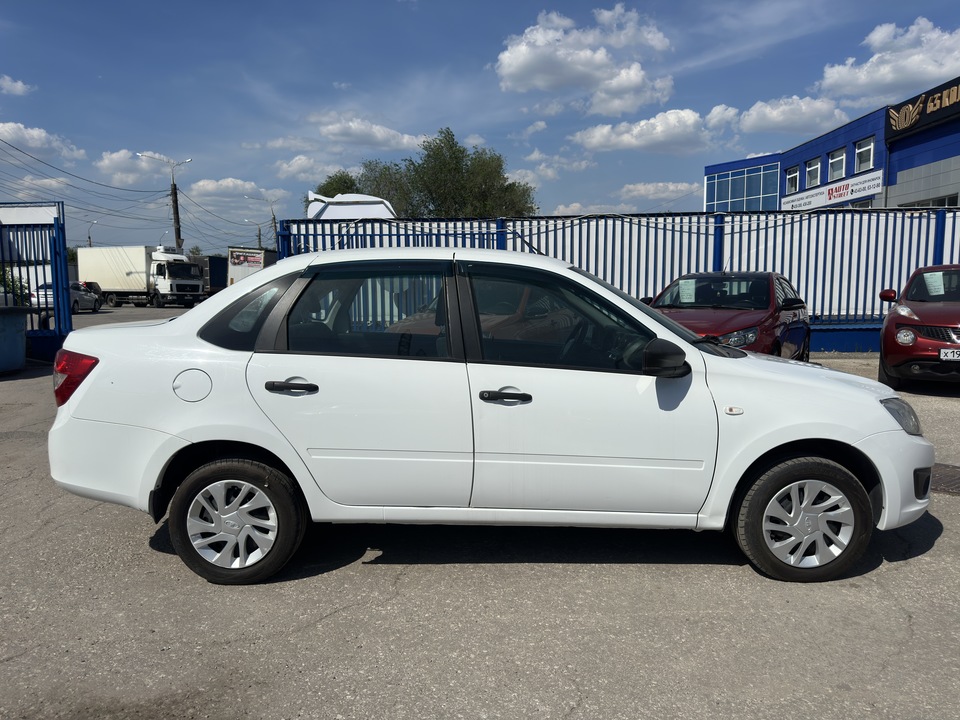 ВАЗ (LADA) Granta I, 2017 год, 585 000 рублей, 4 фотография