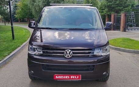 Volkswagen Multivan T5, 2012 год, 3 200 000 рублей, 1 фотография