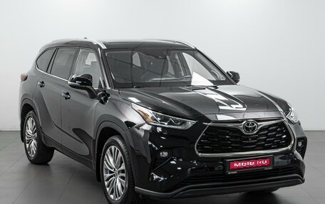 Toyota Highlander, 2021 год, 4 998 000 рублей, 1 фотография