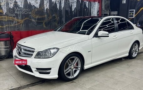 Mercedes-Benz C-Класс, 2012 год, 1 200 000 рублей, 6 фотография