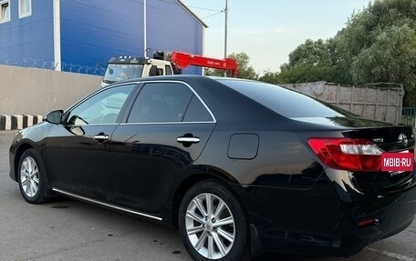 Toyota Camry, 2014 год, 1 880 000 рублей, 12 фотография