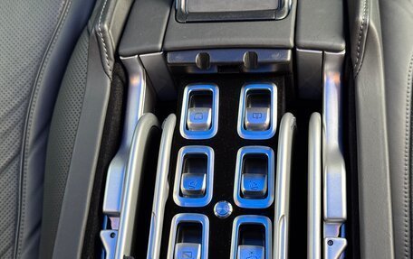Mercedes-Benz Maybach S-Класс, 2018 год, 45 000 000 рублей, 38 фотография