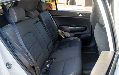 KIA Sportage IV рестайлинг, 2018 год, 2 000 000 рублей, 7 фотография