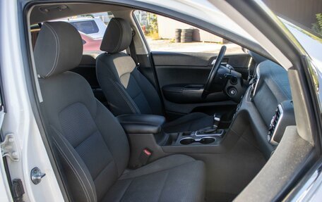 KIA Sportage IV рестайлинг, 2018 год, 2 000 000 рублей, 8 фотография