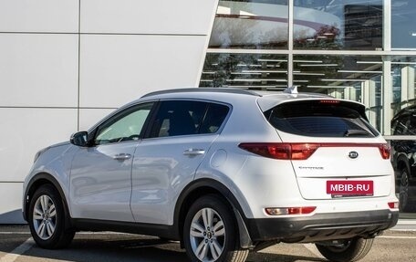 KIA Sportage IV рестайлинг, 2018 год, 2 000 000 рублей, 2 фотография