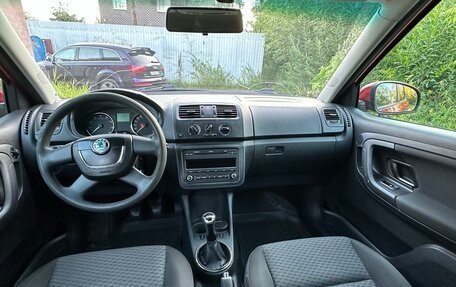 Skoda Fabia II, 2012 год, 600 000 рублей, 10 фотография