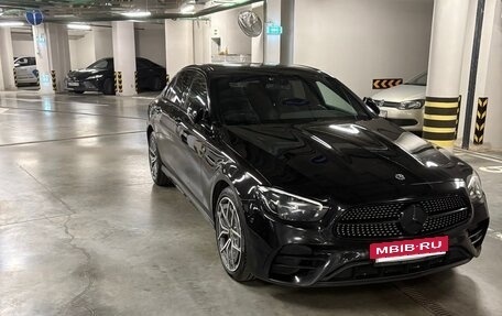 Mercedes-Benz E-Класс, 2020 год, 4 500 000 рублей, 2 фотография