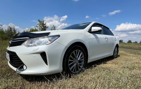 Toyota Camry, 2016 год, 2 060 000 рублей, 13 фотография