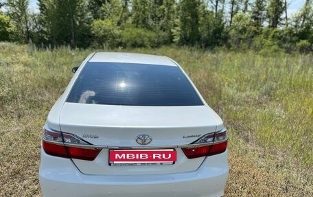 Toyota Camry, 2016 год, 2 060 000 рублей, 7 фотография