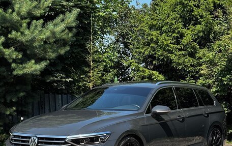 Volkswagen Passat B8 рестайлинг, 2020 год, 3 020 000 рублей, 20 фотография