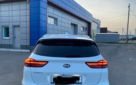 KIA cee'd III, 2019 год, 1 950 000 рублей, 18 фотография