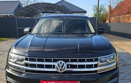 Volkswagen Teramont I, 2019 год, 2 750 000 рублей, 9 фотография