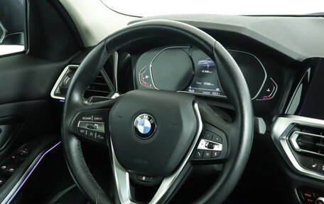 BMW 3 серия, 2021 год, 3 390 000 рублей, 15 фотография