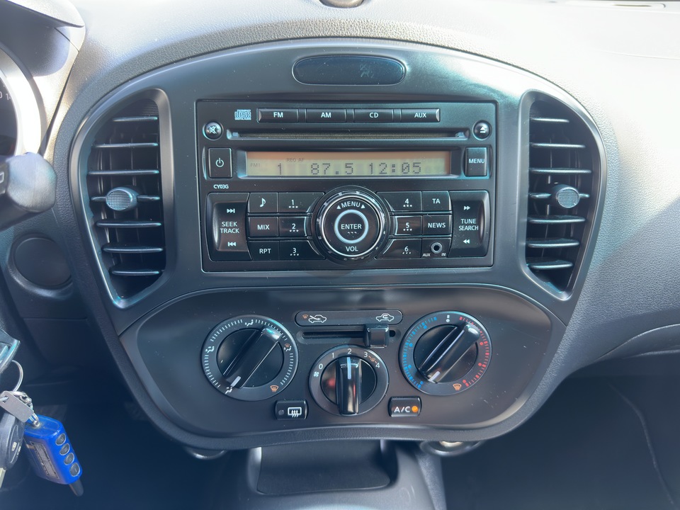 Nissan Juke YF15, 2011 год, 880 000 рублей, 12 фотография