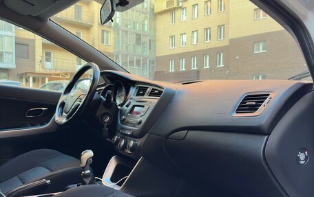 KIA cee'd III, 2015 год, 950 000 рублей, 21 фотография