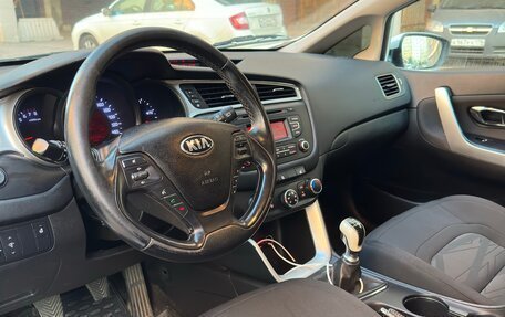 KIA cee'd III, 2015 год, 950 000 рублей, 28 фотография