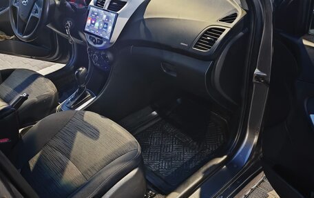 Hyundai Solaris II рестайлинг, 2015 год, 1 079 000 рублей, 11 фотография