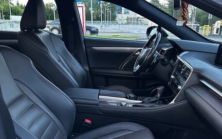Lexus RX IV рестайлинг, 2016 год, 4 100 000 рублей, 26 фотография