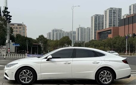 Hyundai Sonata VIII, 2021 год, 1 685 000 рублей, 12 фотография