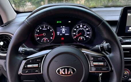 KIA Cerato IV, 2018 год, 1 700 000 рублей, 10 фотография