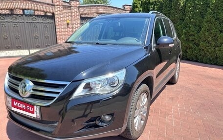 Volkswagen Tiguan I, 2010 год, 1 400 000 рублей, 2 фотография