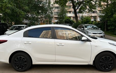 KIA Rio IV, 2021 год, 1 200 000 рублей, 5 фотография