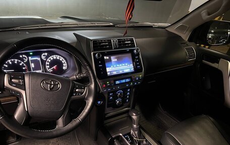 Toyota Land Cruiser Prado 150 рестайлинг 2, 2019 год, 6 650 000 рублей, 6 фотография