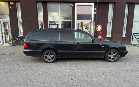 Mercedes-Benz E-Класс, 1999 год, 475 000 рублей, 4 фотография