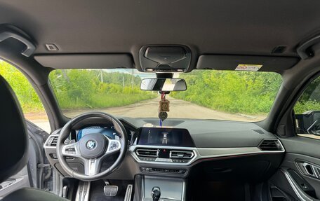 BMW 3 серия, 2019 год, 3 300 000 рублей, 13 фотография