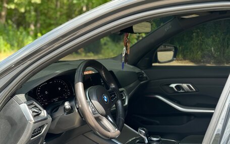BMW 3 серия, 2019 год, 3 300 000 рублей, 10 фотография