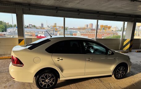 Volkswagen Polo VI (EU Market), 2015 год, 950 000 рублей, 5 фотография